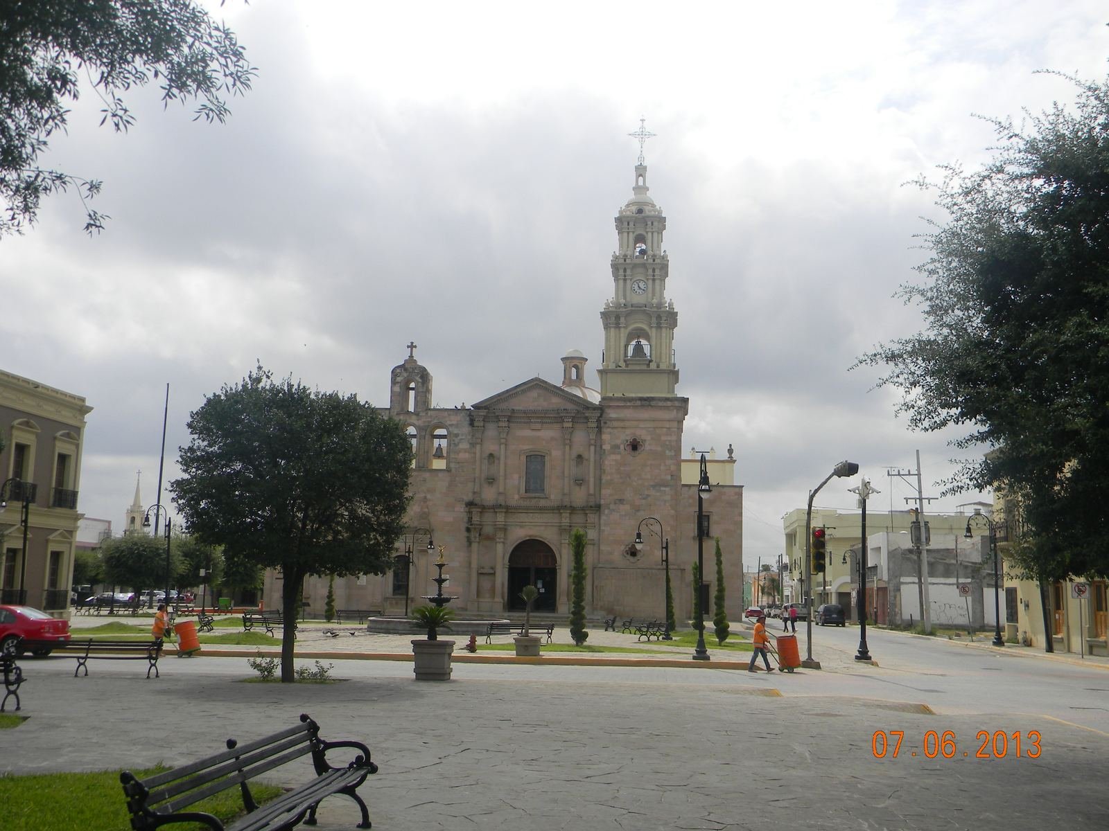 Catedral de San Felipe Apóstol en Linares, fotografía de Tereso Hernández
